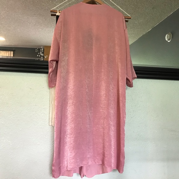 LuLaRoe elegance collection pink shimmering duster - Picture 4 of 7